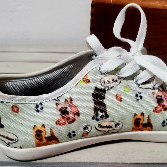 Cairn Terrier shoes womens size 6 - Picture 2 of 2